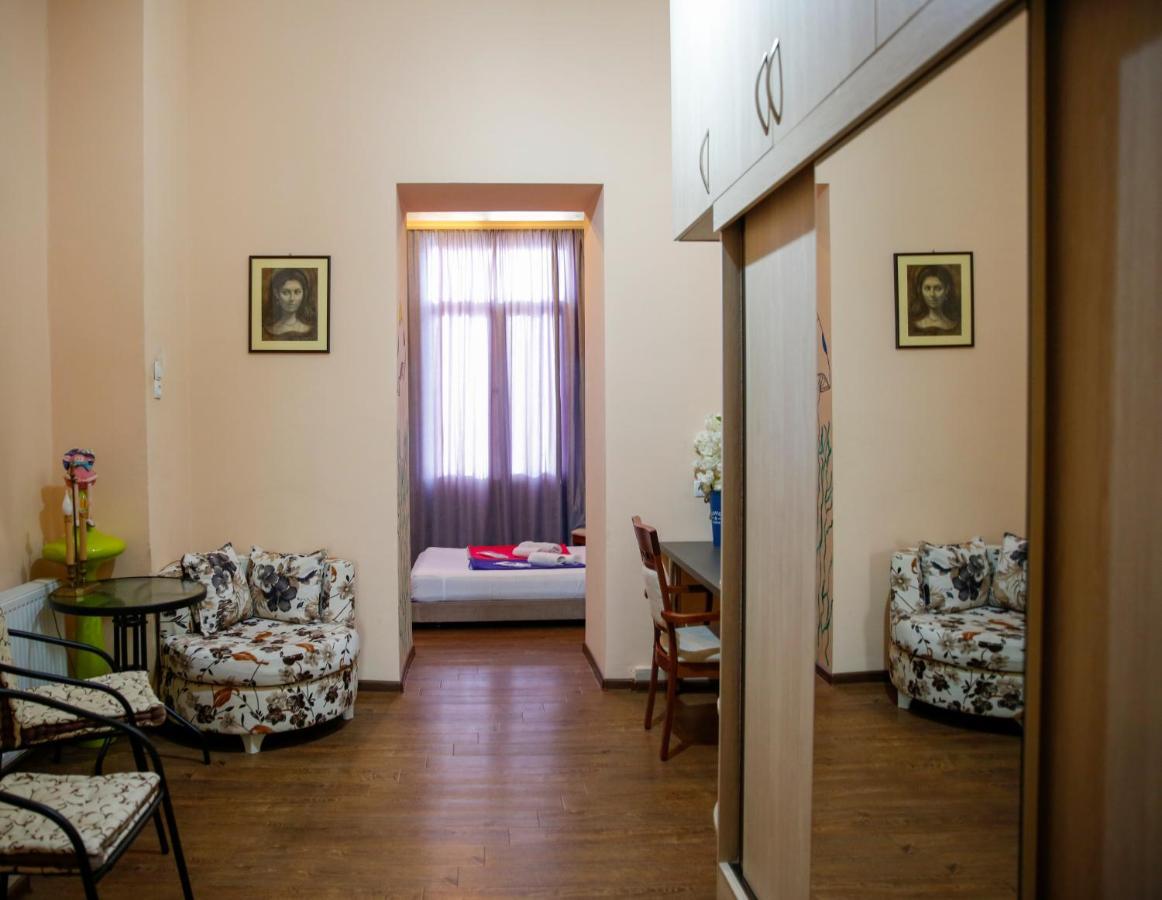 Apartment On Chubinashvili 30 Tbilisi Exteriér fotografie